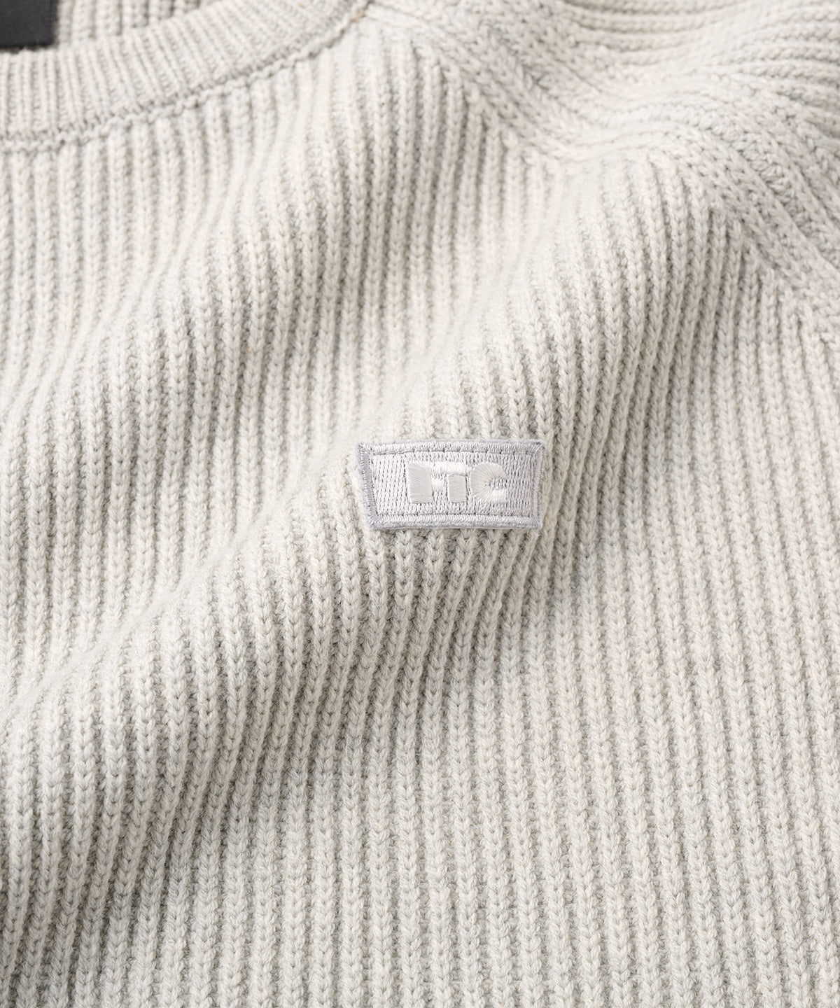 FTC RAGLAN KNIT SWEATER